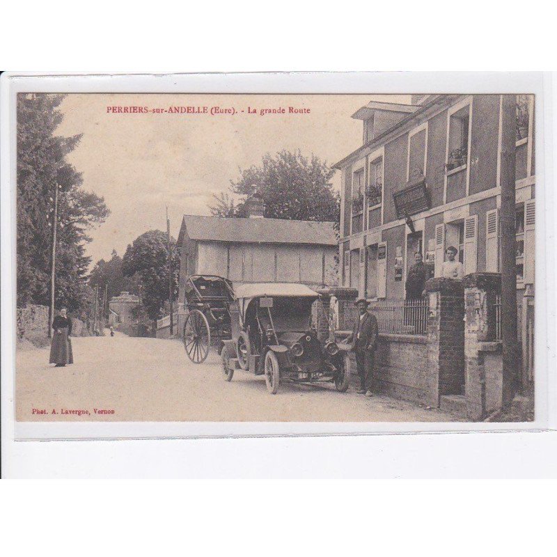 PERRIERS-sur-ANDELLE: la grande route, automobile - très bon état