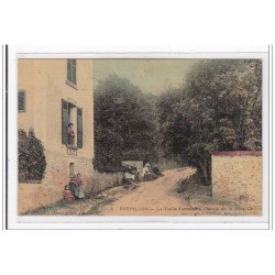 FREPILLON : la vielle fonraine, chemin de la aucaille - etat