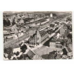 HAZEBROUCK: les P.T.T. la passerelle, la gare vue aérienne 11X15 - très bon état