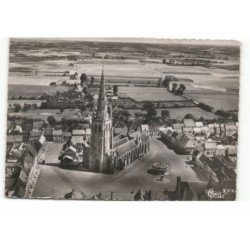 HONDSCHOOTE: vue aérienne, l'église vue aérienne 11X15 - très bon état