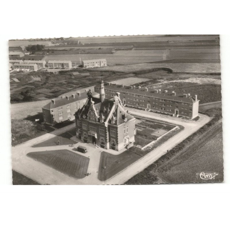 HOUPLINES: l'hôtel de villen les H.L.M. vue aérienne 11X15 - très bon état