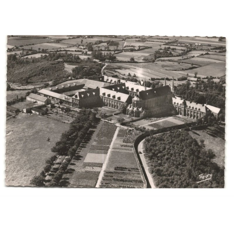 GODEWAESVELDE: abbaye sainte-marie du mont, mont des cats vue aérienne 11X15 - très bon état