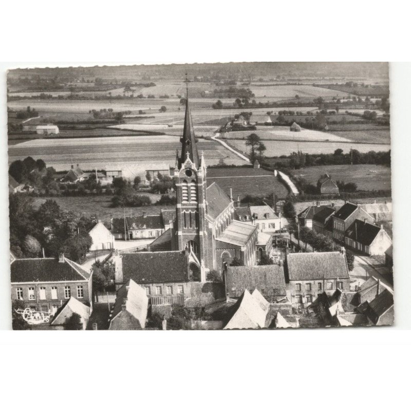 HAVERSKERQUE: église vue aérienne 11X15 - très bon état
