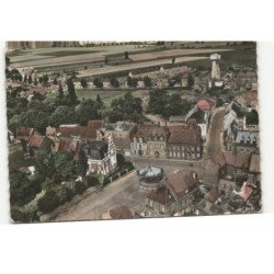 LA GORGUE: la place vue aérienne 10X15 - très bon état