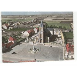 GHYVELDE: l'église vue aérienne 10X15 - très bon état