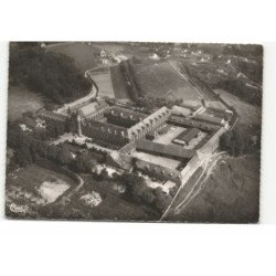 GODEWAERSVELDE: l'abbaye et ses alentours vue aérienne 10X15 - très bon état
