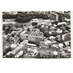 FOURMIES: la salle des fêtes vue aérienne 10X15 - très bon état