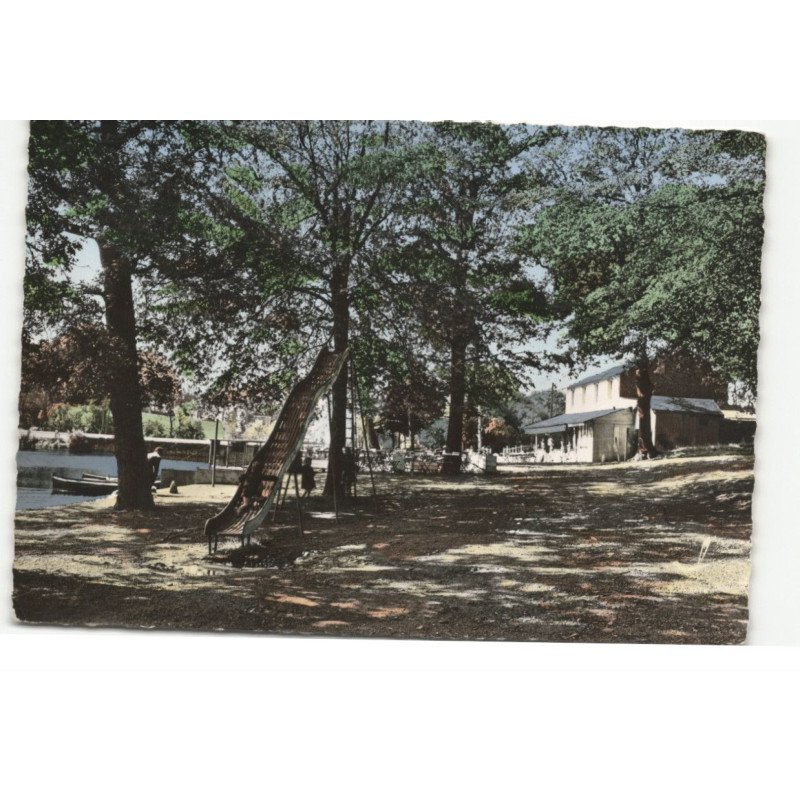 FOURMIES: les jeux vue aérienne 10X15 - très bon état