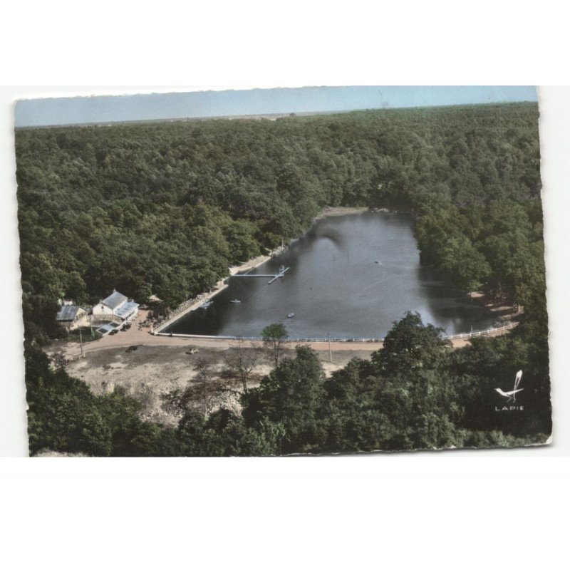 FOURMIES: les étangs vue aérienne 10X15 - très bon état