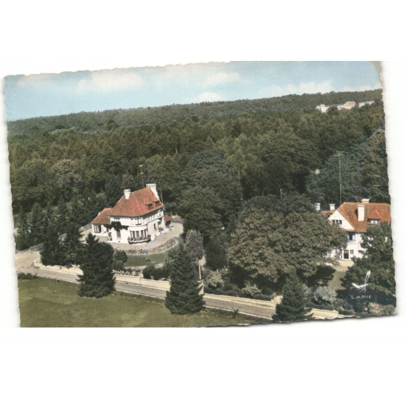 FELLERIES-LIESSIES: vue aérienne 10X15 - très bon état