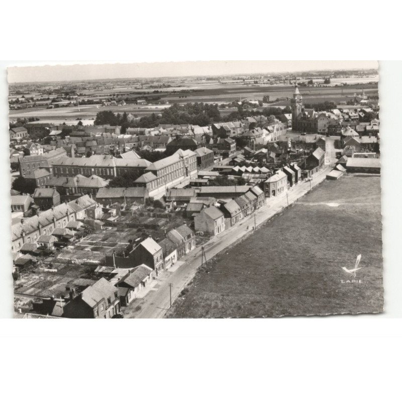 ESTAIRES: rue de merville vue aérienne 10X15 - très bon état