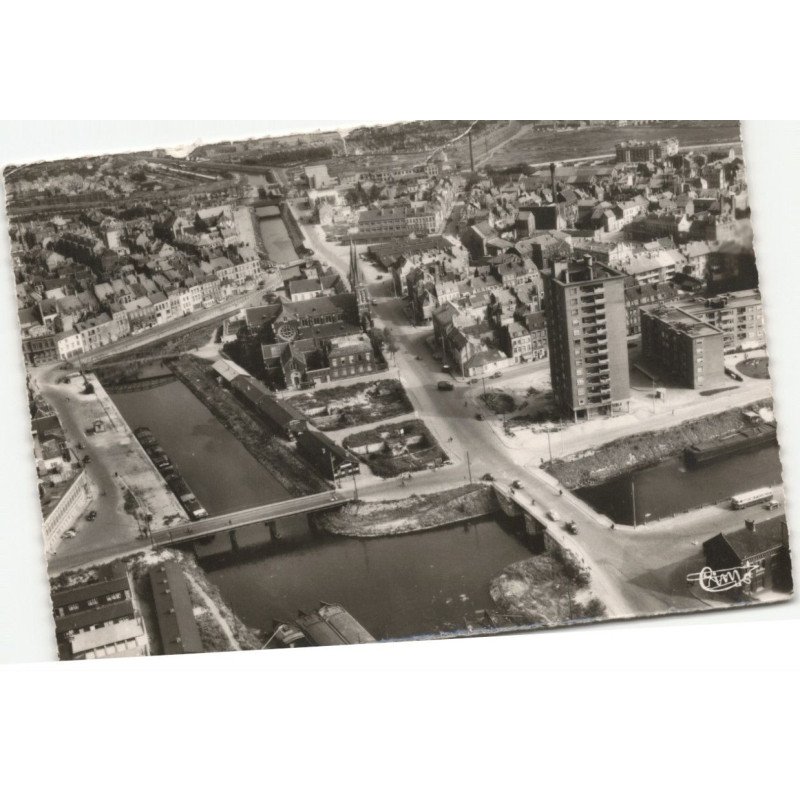 DUNKERQUE: la basse-ville vue aérienne 10X15 - très bon état