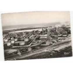 DUNKERQUE: raffineries des pétroles vue aérienne 10X15 - très bon état