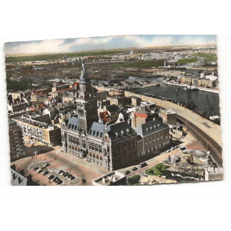 DUNKERQUE: groupe hôtel de ville vue aérienne 10X15 - très bon état