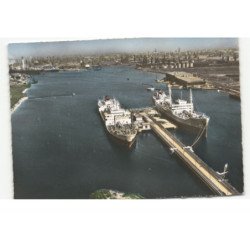 DUNKERQUE: le port vue aérienne 10X15 - très bon état
