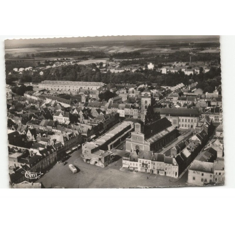 LE QUESNOY: vue générale vue aérienne 10X15 - très bon état
