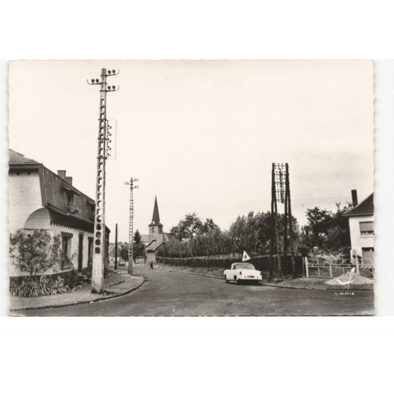 PREUX-au-BOIS: rue du village vue aérienne 10X15 - très bon état