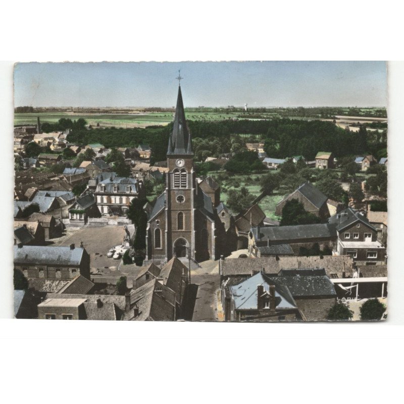 POIX-du-NORD: l'église vue aérienne 10X15 - très bon état