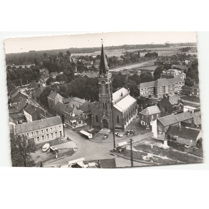 PHALEMPIN: l'église et le centre artisanal vue aérienne 10X15 - très bon état