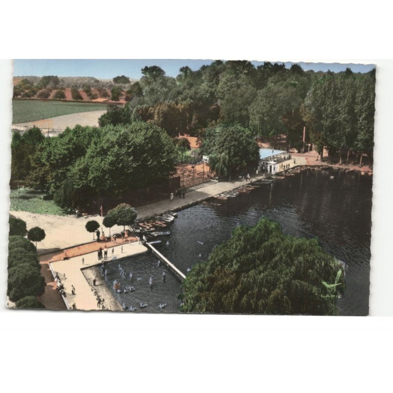 LE QUESNOY: plage et jeux vue aérienne 10X15 - très bon état