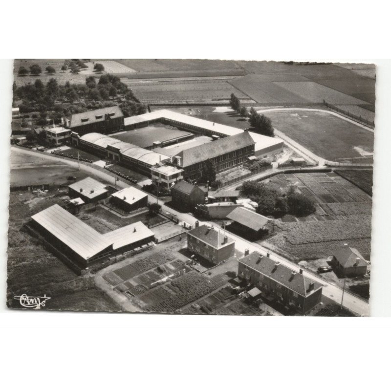 OSTRICOURT: le groupe scolaire roger salengro vue aérienne 10X15 - très bon état