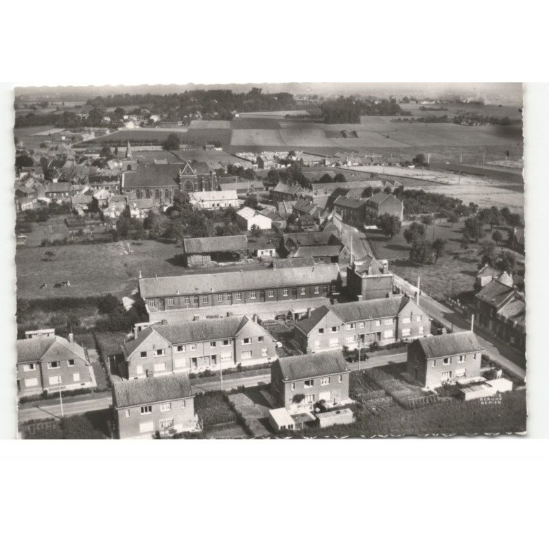 NEUVILLE-en-FERRAIN: rue de tourcoing vue aérienne 10X15 - très bon état