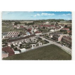 NEUVILLE-en-FERRAIN: vue générale vue aérienne 10X15 - très bon état