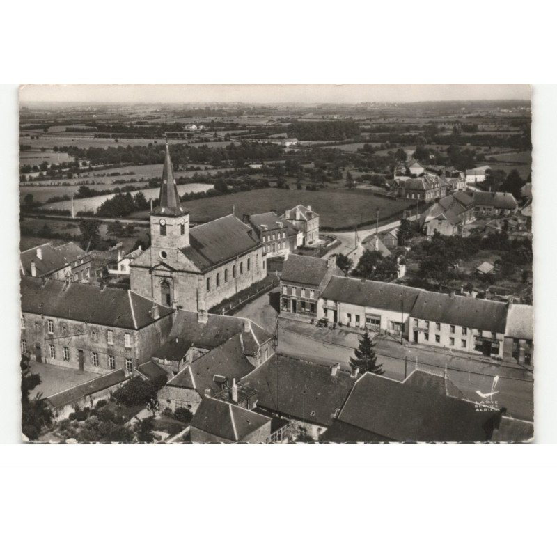 OHAIN: la grand' place vue aérienne 10X15 - très bon état