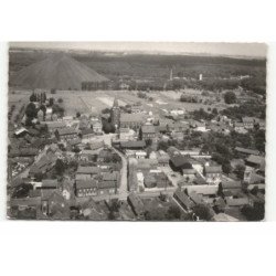 OSTRICOURT: le vieux village vue aérienne 10X15 - très bon état