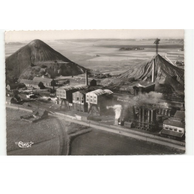 MONCHECOURT: les fours à coke vue aérienne 10X15 - très bon état