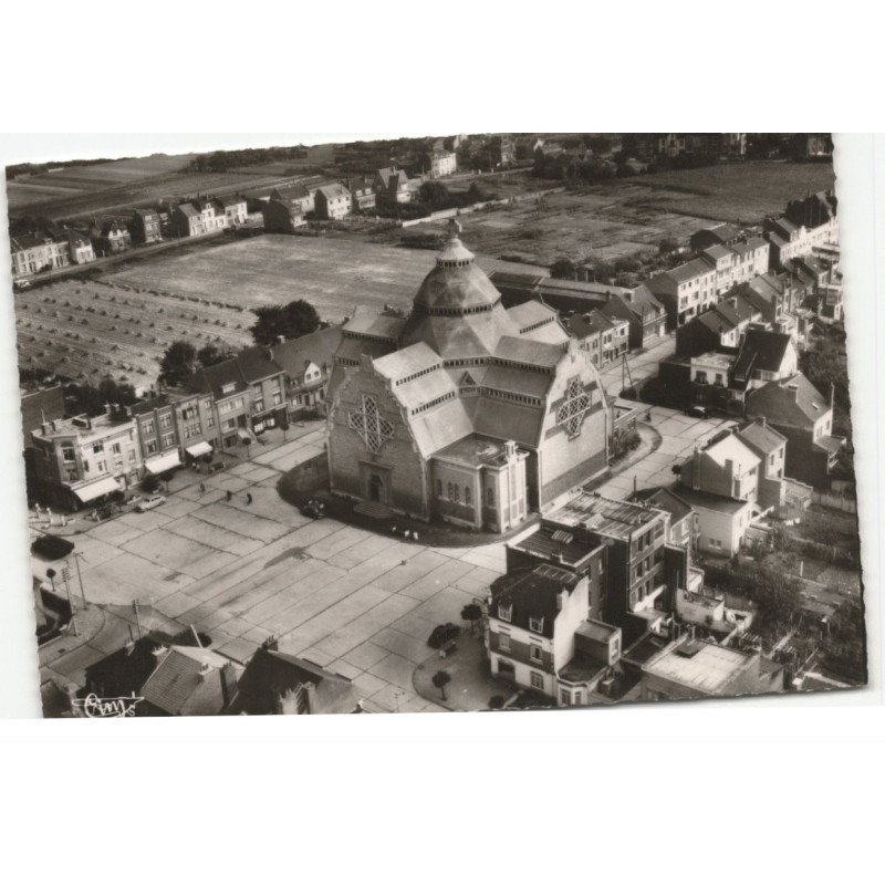 MARCQ EN BAROEUL: l'église vue aérienne 10X15 - très bon état