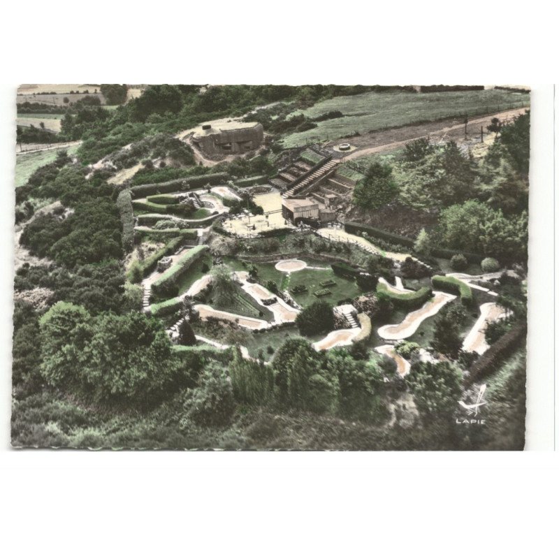 MONT-NOIR-BOESCHEPE: le golf miniature hôtel du mont-noir vue aérienne 10X15 - très bon état