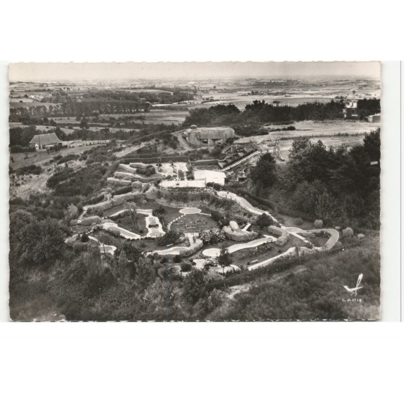 MONT-NOIR BOESCHEPE: golf miniature vue aérienne 10X15 - très bon état