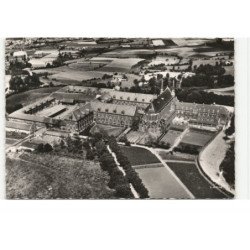 MONT-des-CATS: abbaye sainte-marie du mont, ordre de citeaux vue aérienne 10X15 - très bon état