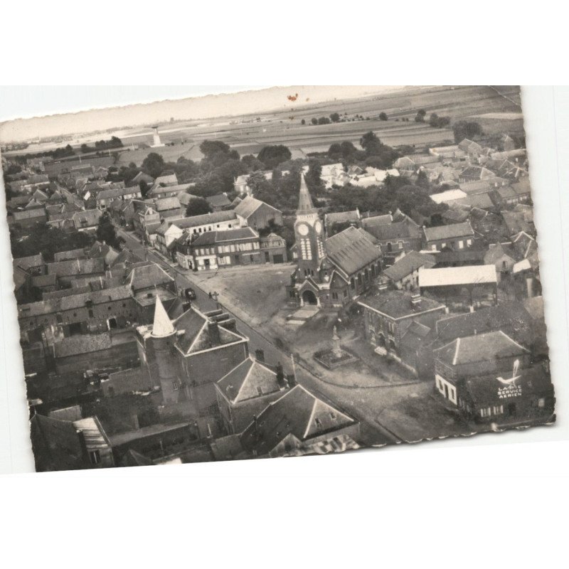 MARETZ: place de l'église vue aérienne 10X15 - très bon état