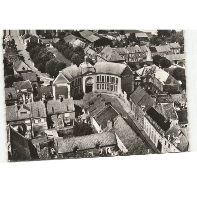MARCHIENNES: hôtel de ville, bâtiment formant l'entrée de l'abbaye fondée en 635 vue aérienne 10X15 - très bon état