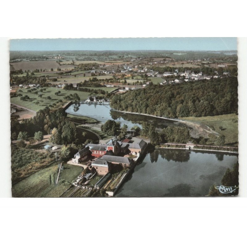 LIESSIES: le château de la motte vue aérienne 10X15 - très bon état