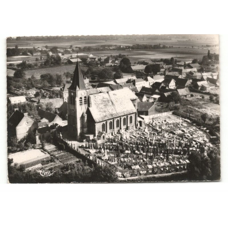LANDAS: l'église vue aérienne 10X15 - très bon état