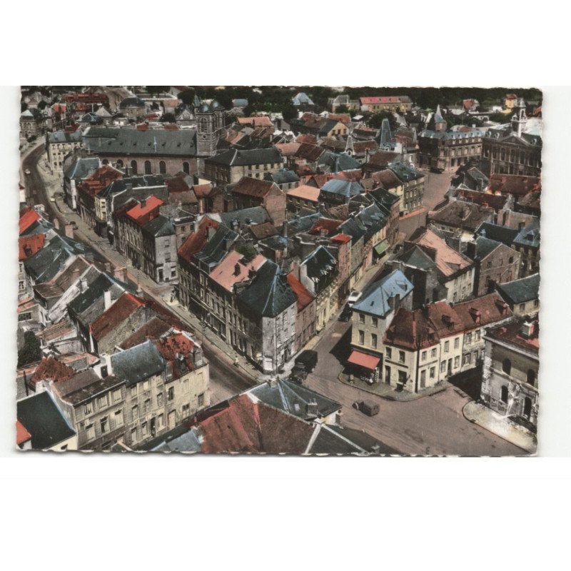 LANDRECIES: la grand' rue vue aérienne 10X15 - très bon état