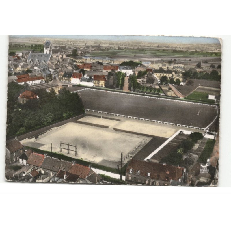 LINSELLES: le terrain de sports vue aérienne 10X15 - très bon état