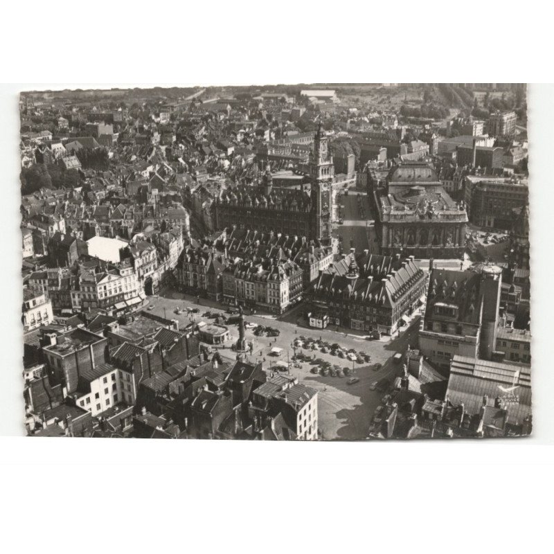 LILLE: vue générale centre de lille, grand-place, bourse, théâtre vue aérienne 10X15 - très bon état
