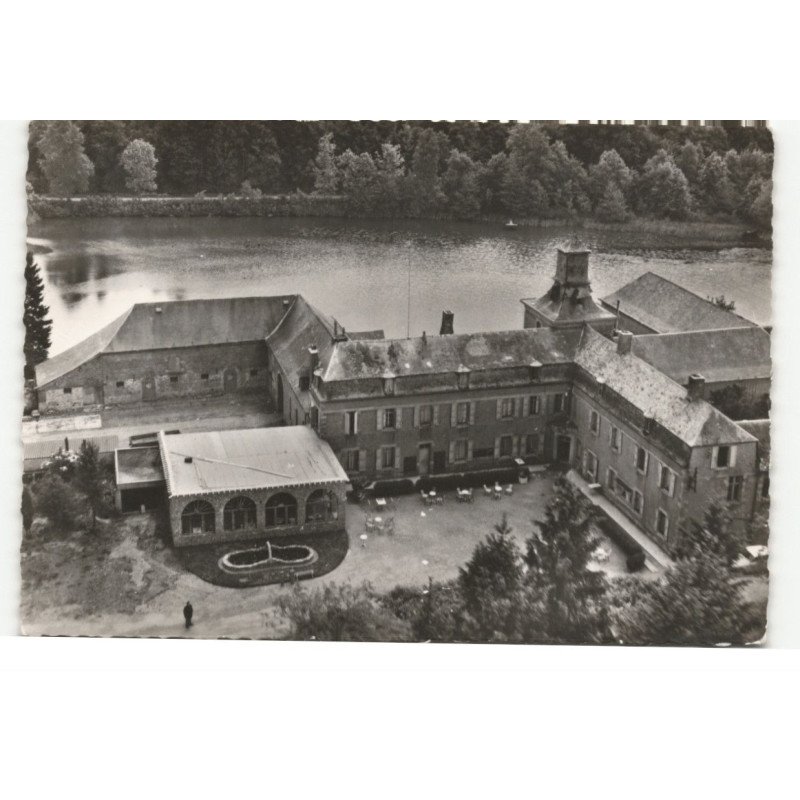 LIESSIES: ancienne maison de retraite des moines de l'abbaye construite en 1725 vue aérienne 10X15 - très bon état