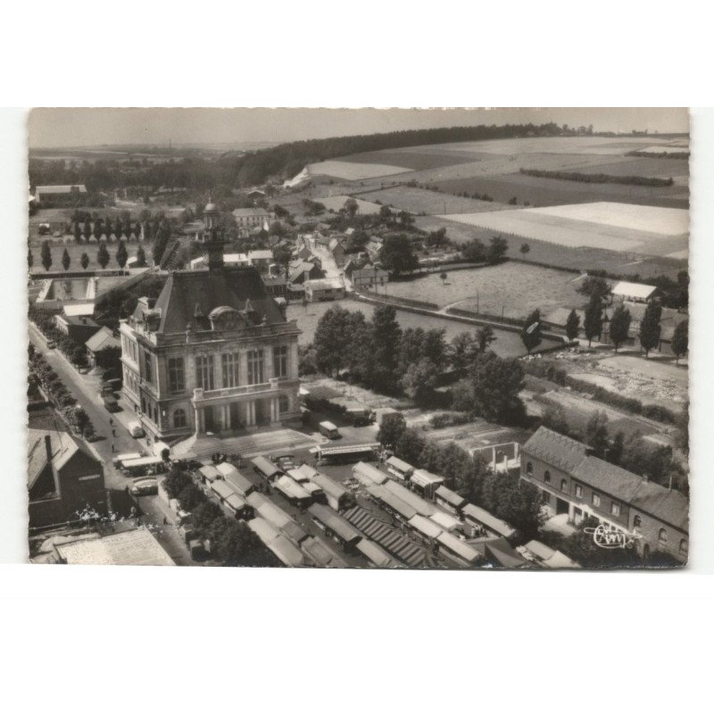CALONNE-RICOUART: la mairie vue aérienne 10X15 - très bon état