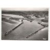 CALAIS: entrée du port vue aérienne 10X15 - très bon état
