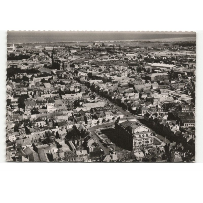 CALAIS: le théâtre, boulevard jacquart vue aérienne 10X15 - très bon état
