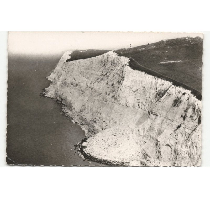 LE CAP BLANC-NEZ: les falaises vue aérienne 10X15 - très bon état