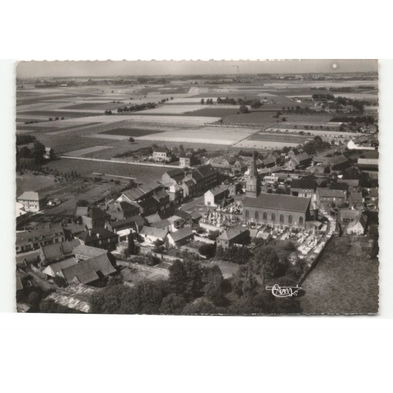 COUTICHES: l'église, la mairie, les écoles, vue aérienne 10X15 - très bon état