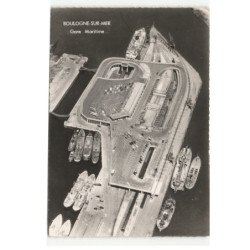 BOULOGNE-sur-MER: gare maritime, embarkation R.W. Station vue aérienne 10X15 - très bon état