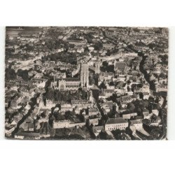 BETHUNE: l'église saint-vaast vue aérienne 10X15 - très bon état