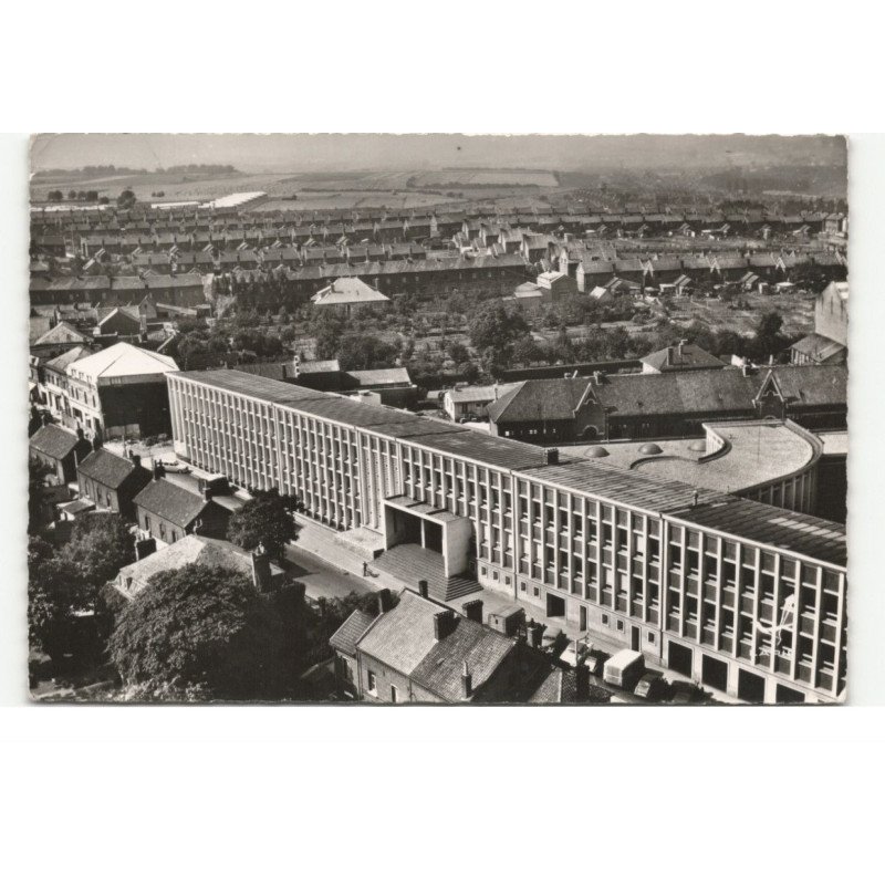 BRUAY-en-ARTOIS: le collège canot vue aérienne 10X15 - très bon état